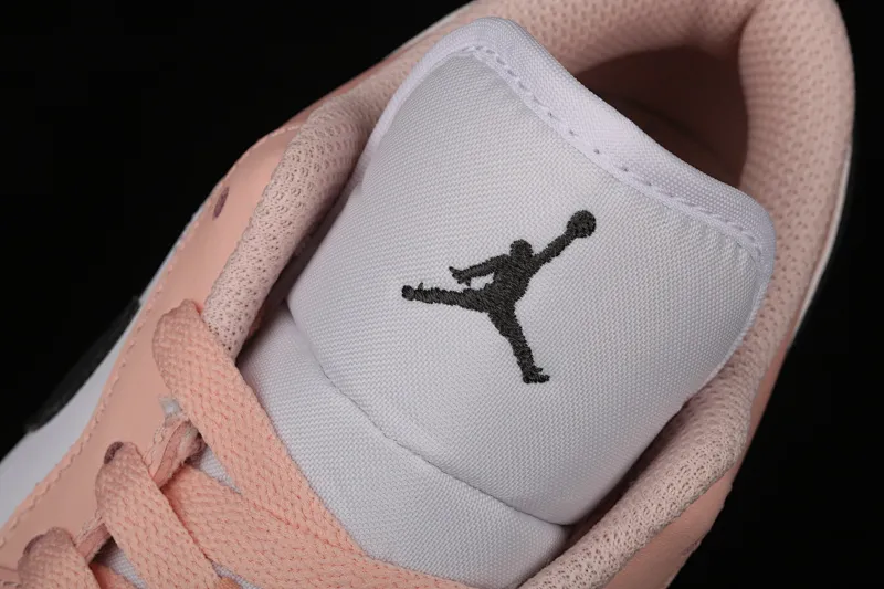 All categories Air Jordan Jordan series basketball shoes Air Jordan 1 Low G version pure original Air Jordan 1 Low AJ1 Joe 1 Arctic pink low-top basketball shoes 553560-800